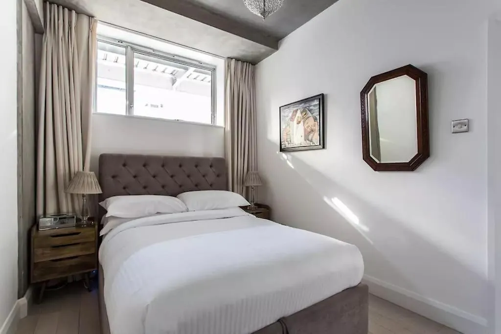Canal-Side Apartment In Shoreditch London 0*,